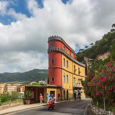 Sorrento Tower Apartment Екстериор снимка