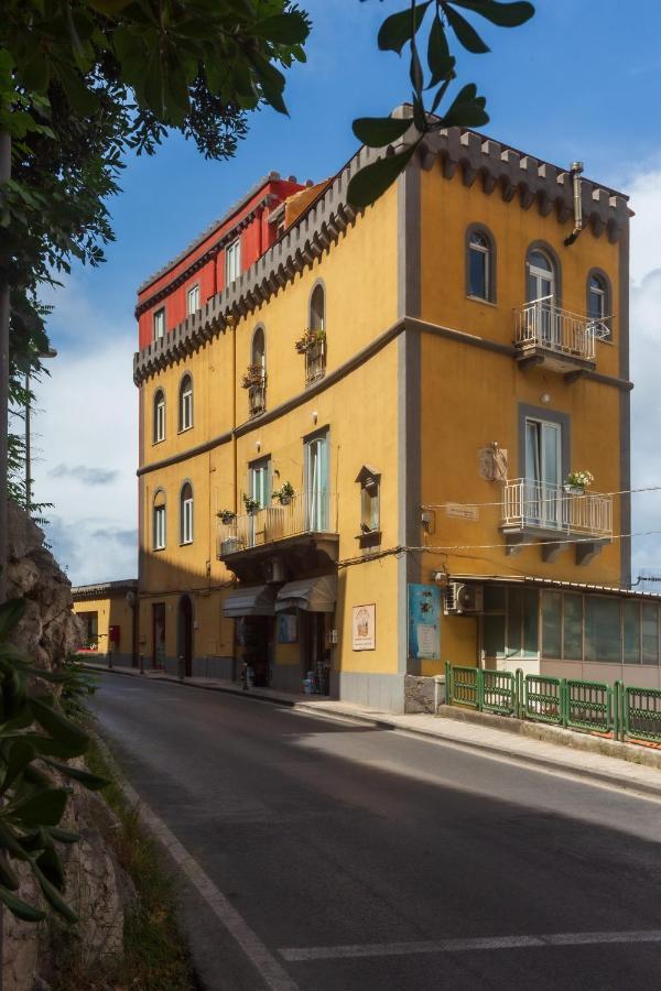 Sorrento Tower Apartment Екстериор снимка